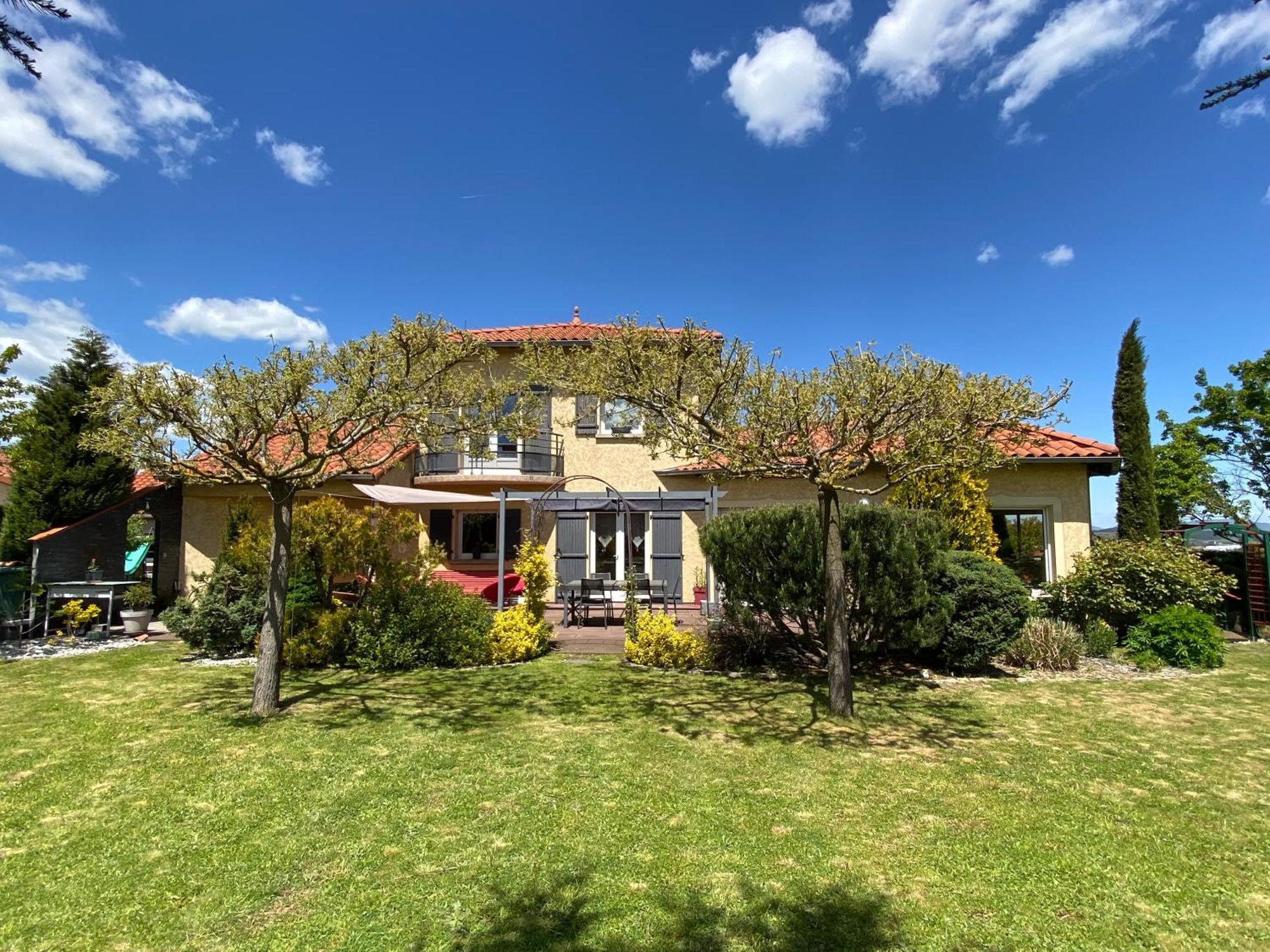 Villa Des Chemins Cussac-sur-Loire Exterior photo